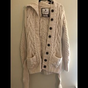 Abercrombie & Fitch Sweater